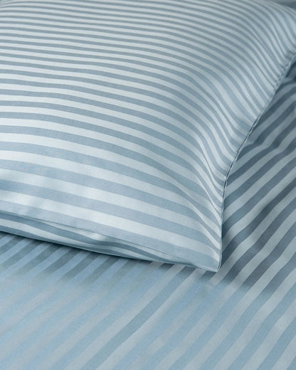 Parue de lit uni, en Satin de coton